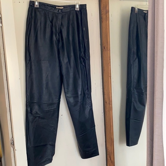 Apostrophe - Picture 1 of 4